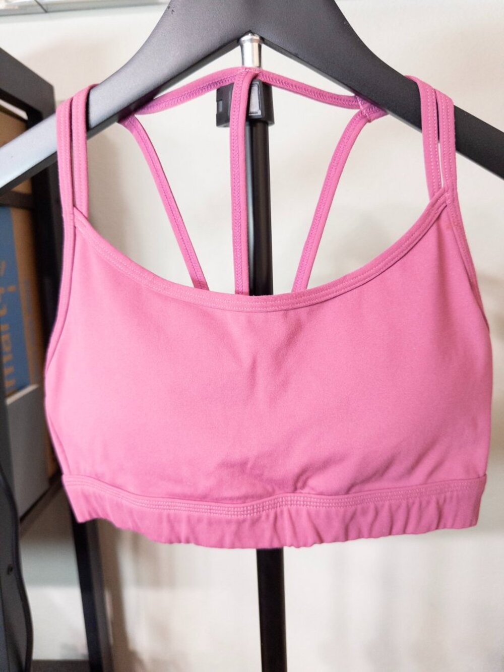 Alphalete Surface Tri Bra - Candy Apple